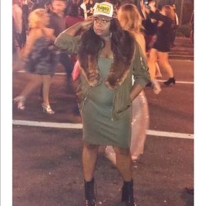 Meet your Posher, Shari